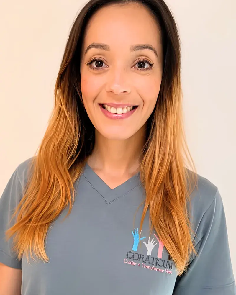 Foto de Viviane Cristina Porfirio da Silva, Profissional de Educação Física e Psicomotricista na Clínica Coraticum